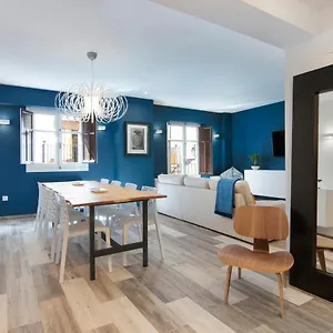 El Piso Del Arte...un Espacio Muy Especial Y único Granada